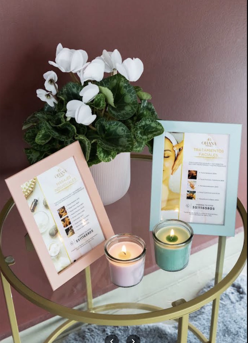 Detalle de velas y flores Ohana